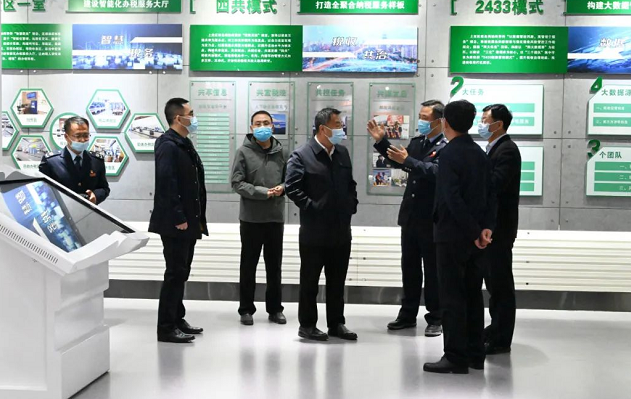 【凯时KB88要闻】凯时KB88集团一行到上党区税务办税服务厅参观进建