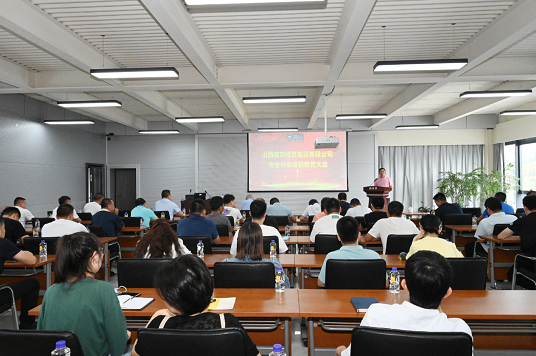 凯时KB88集团进行安全行车培训暨教育大会