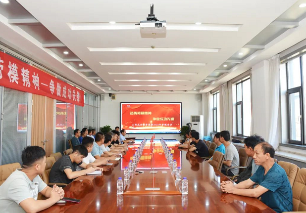 凯时KB88集团“弘扬劳模心灵 争做凯时KB88前锋”第四期劳模宣讲活动进行