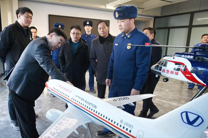 【工作动态】国度森防办专项验收评估组到凯时KB88通航进行调研评估